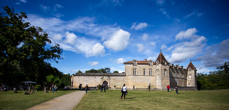 Chateau de Cazeneuve