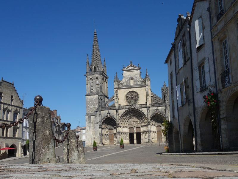 Bazas - Cathédrale5 (ph. Elodie F)