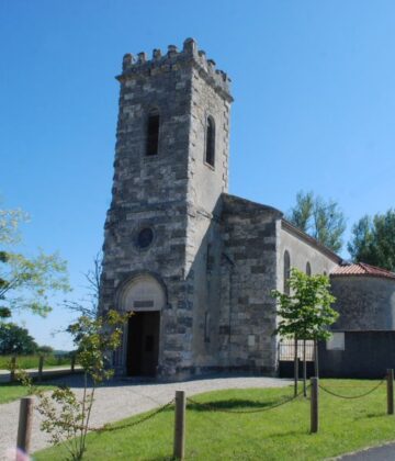 Cours les bains - église - ph. Elodie F (1)