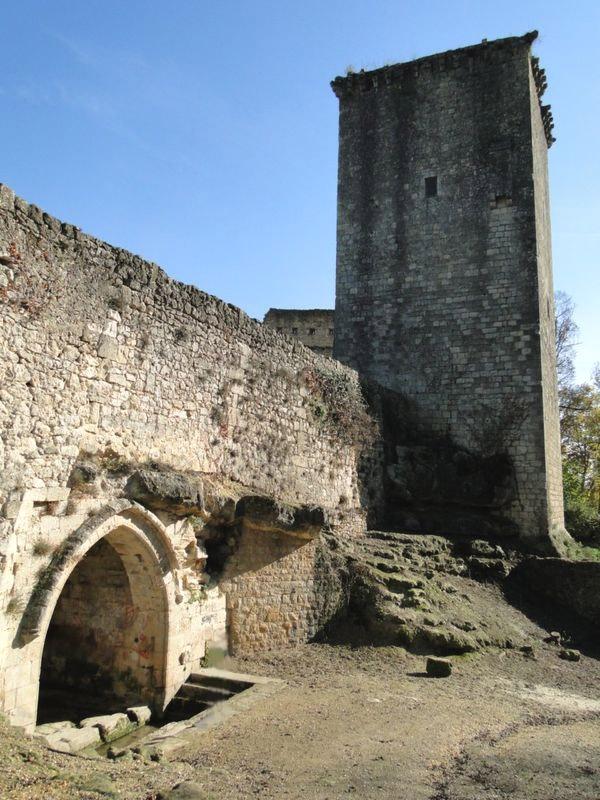 Destination Garonne, cité médiévale de Rions