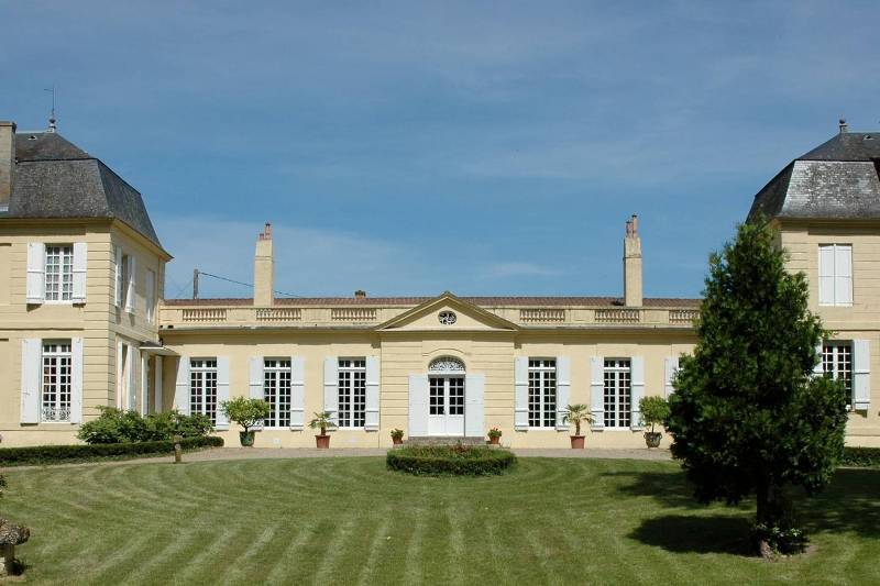 facade-chateau-loupiac-gaudiet